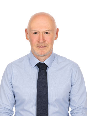 Portrait of Prof. Dr. Paul Innes, 